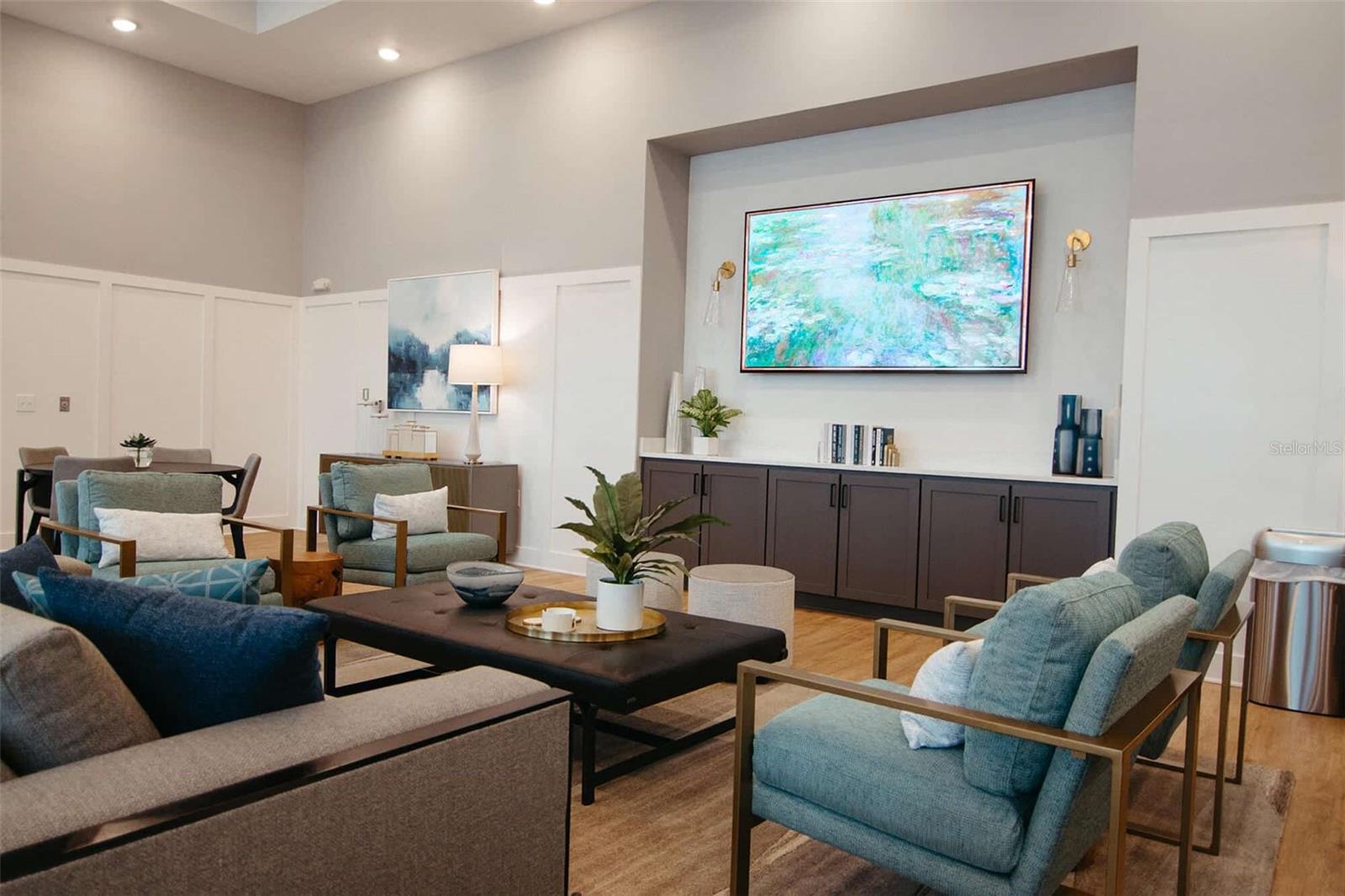 BAINBRIDGE WESLEY CHAPEL - Residential Lease