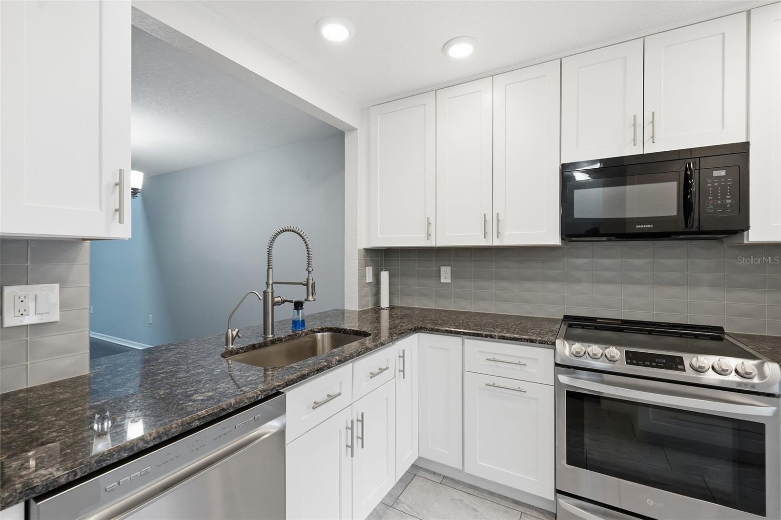 BROOKER CREEK - Residential