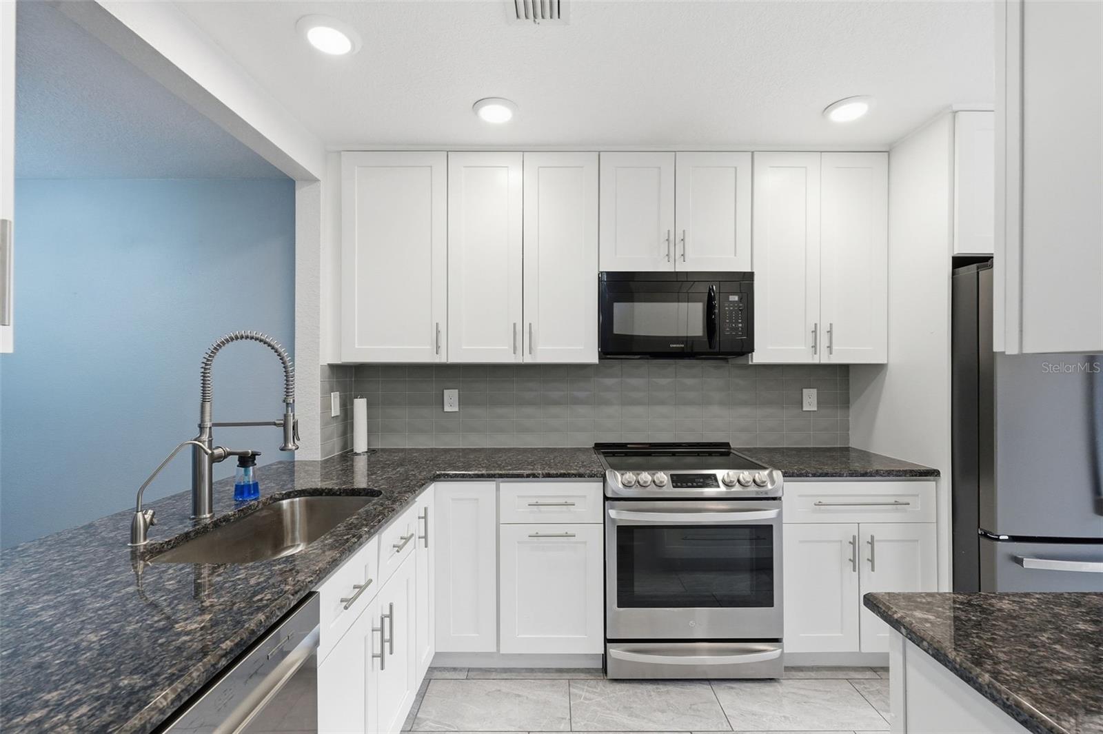 BROOKER CREEK - Residential