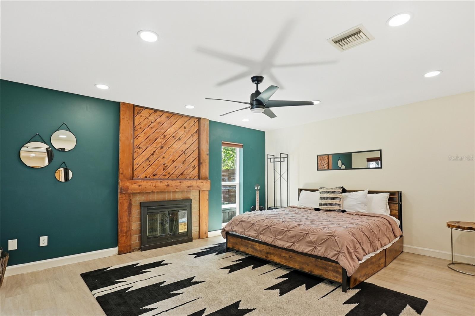 COUNTRY PLACE UNIT 5 - Residential