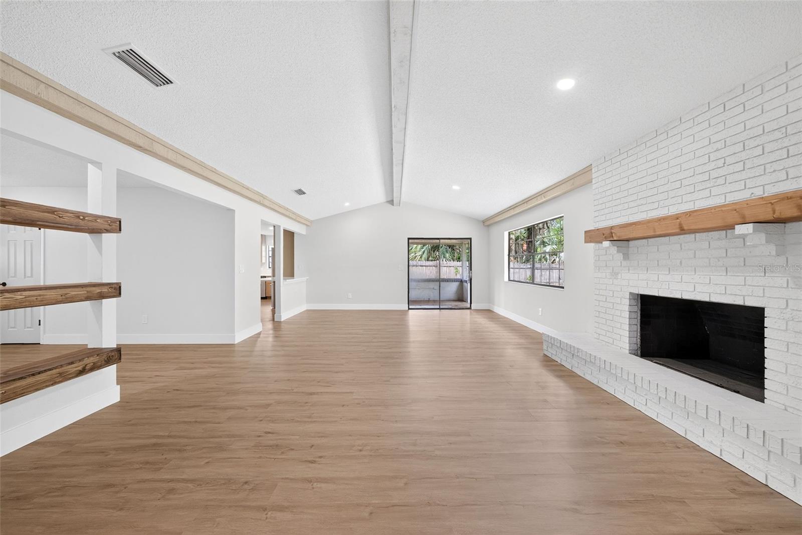 WOODSEDGE - Residential