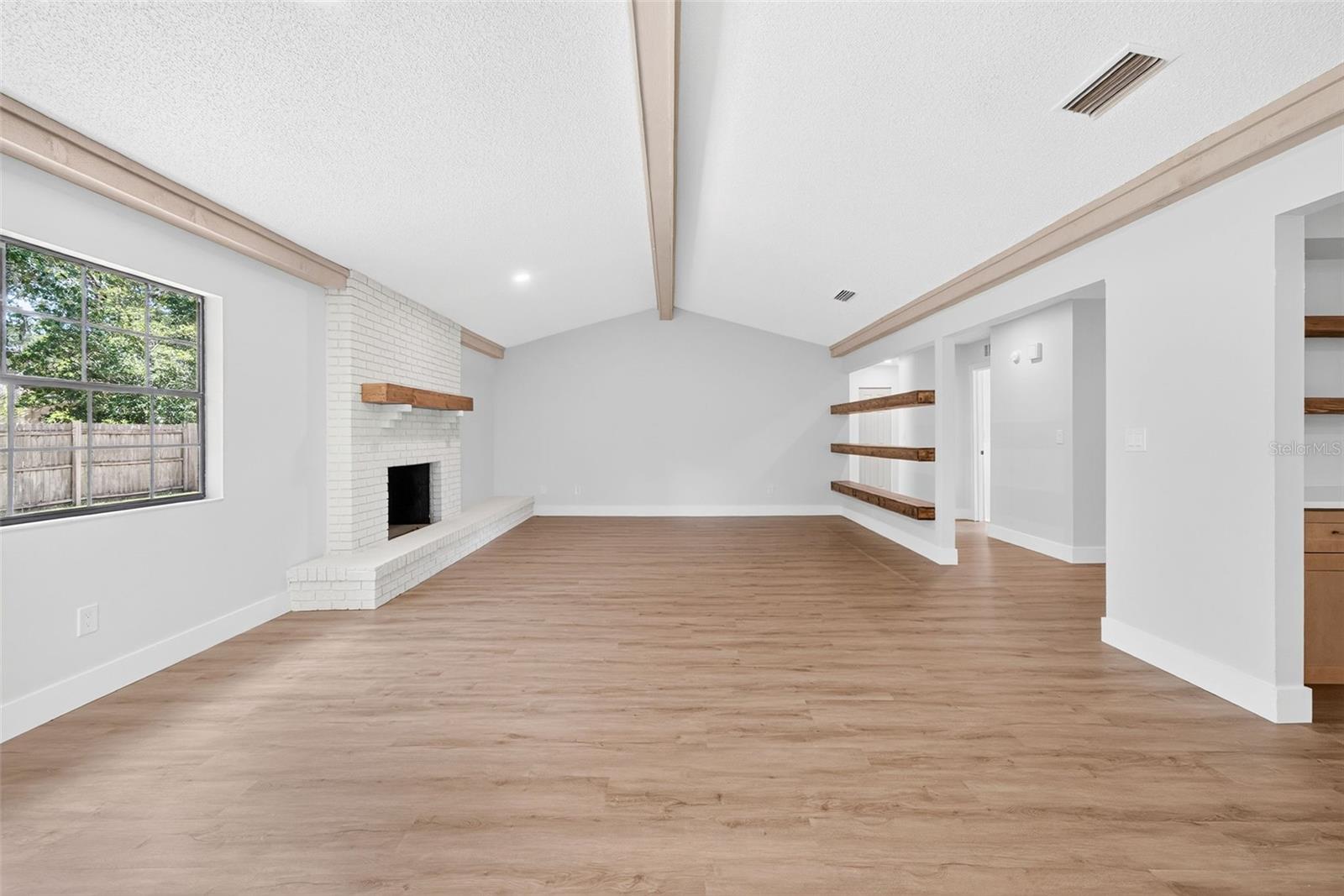 WOODSEDGE - Residential
