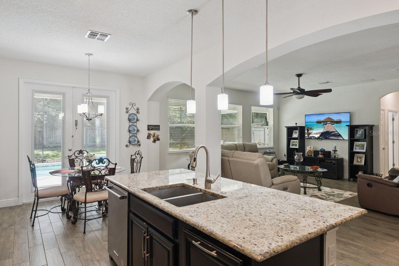 HILLSIDE/WEKIVA - Residential