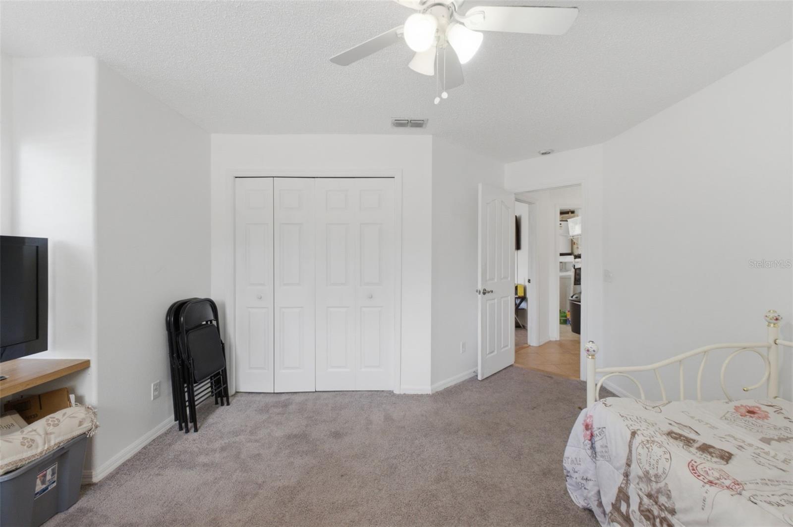 003290 - UNREC TRACTS IN 34-20S-19E - Residential
