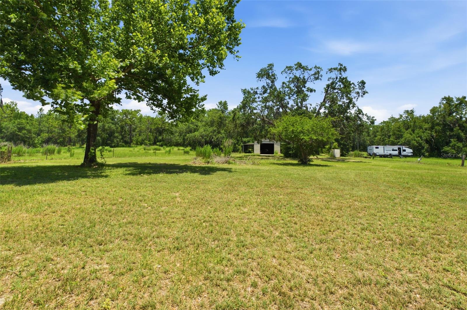 003290 - UNREC TRACTS IN 34-20S-19E - Residential