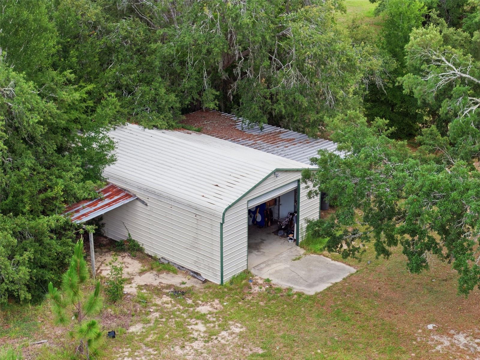 003290 - UNREC TRACTS IN 34-20S-19E - Residential