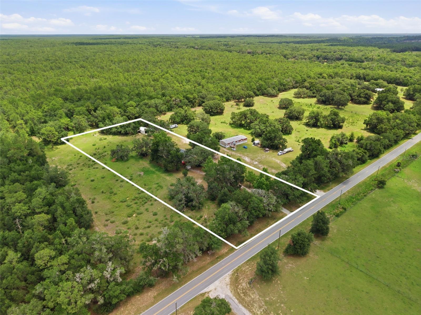 003290 - UNREC TRACTS IN 34-20S-19E - Residential