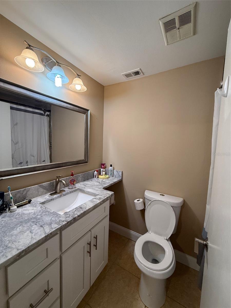 SUN RIDGE 8 TWNHMS OF A CONDO - Residential Lease