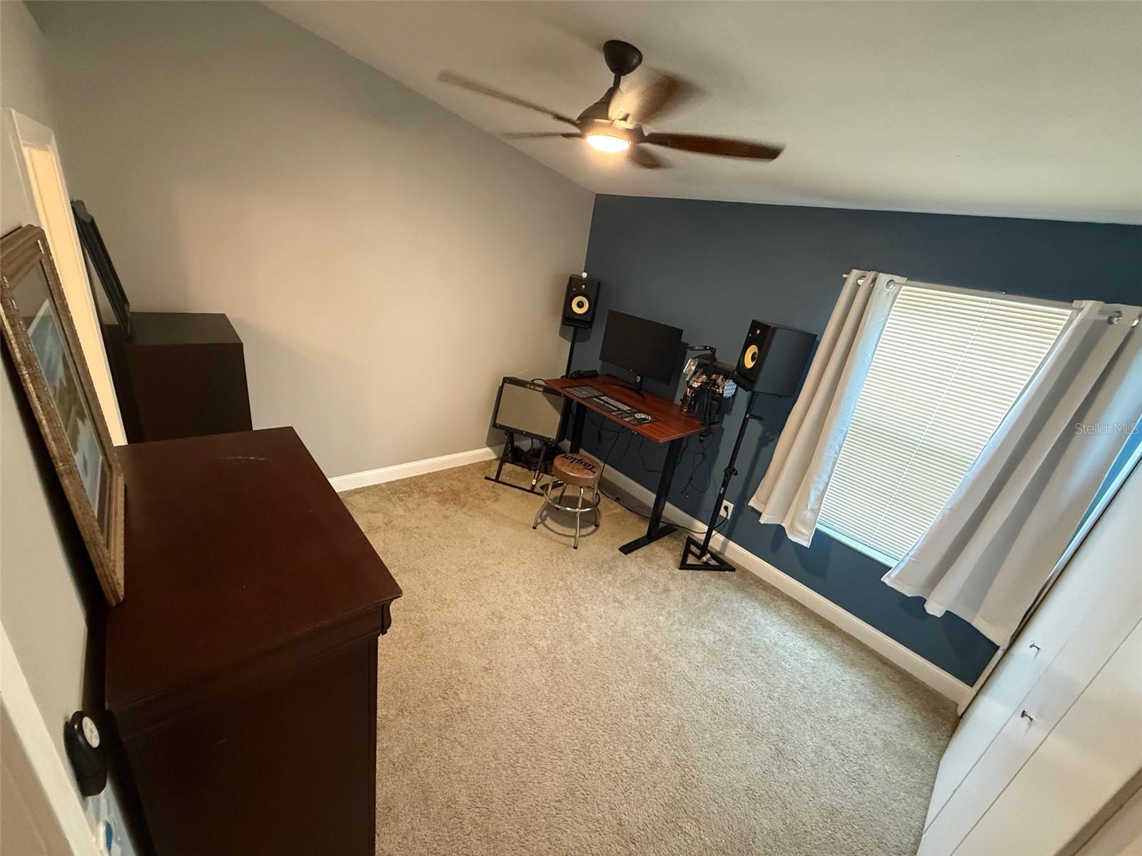 SUN RIDGE 8 TWNHMS OF A CONDO - Residential Lease