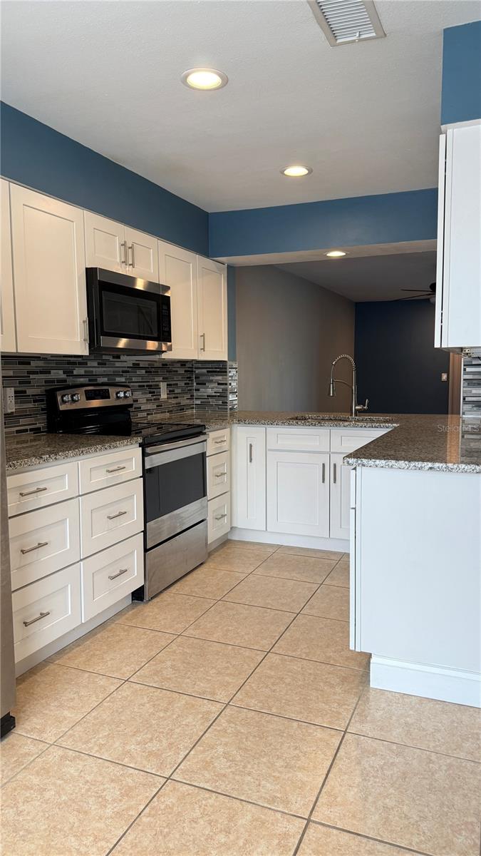 SUN RIDGE 8 TWNHMS OF A CONDO - Residential Lease