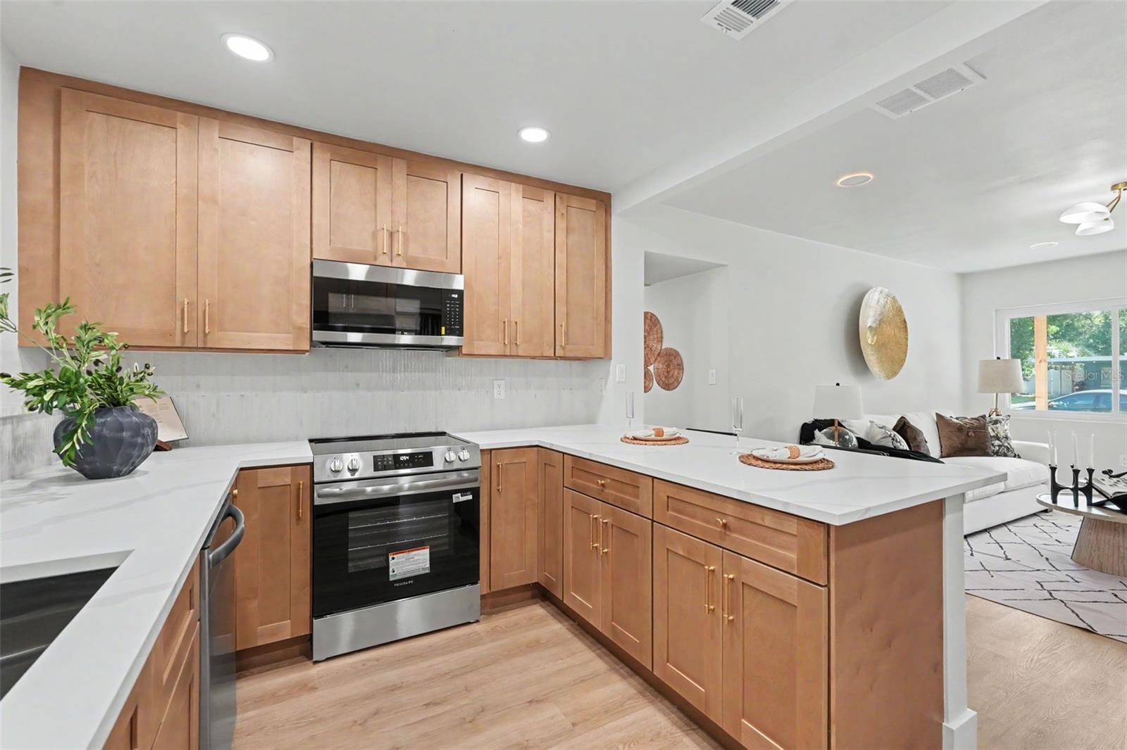 STEPHEN FOSTER HIGHLANDS - Residential