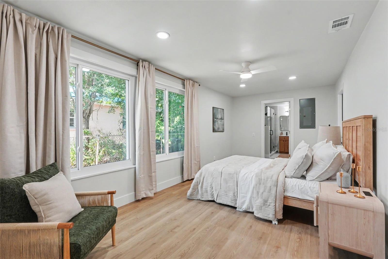 STEPHEN FOSTER HIGHLANDS - Residential