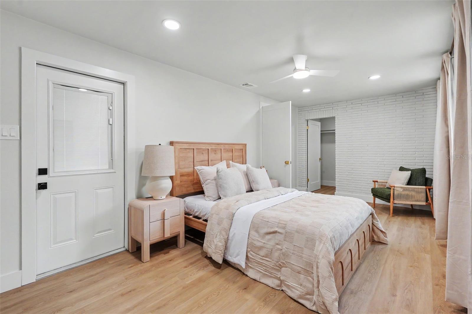 STEPHEN FOSTER HIGHLANDS - Residential