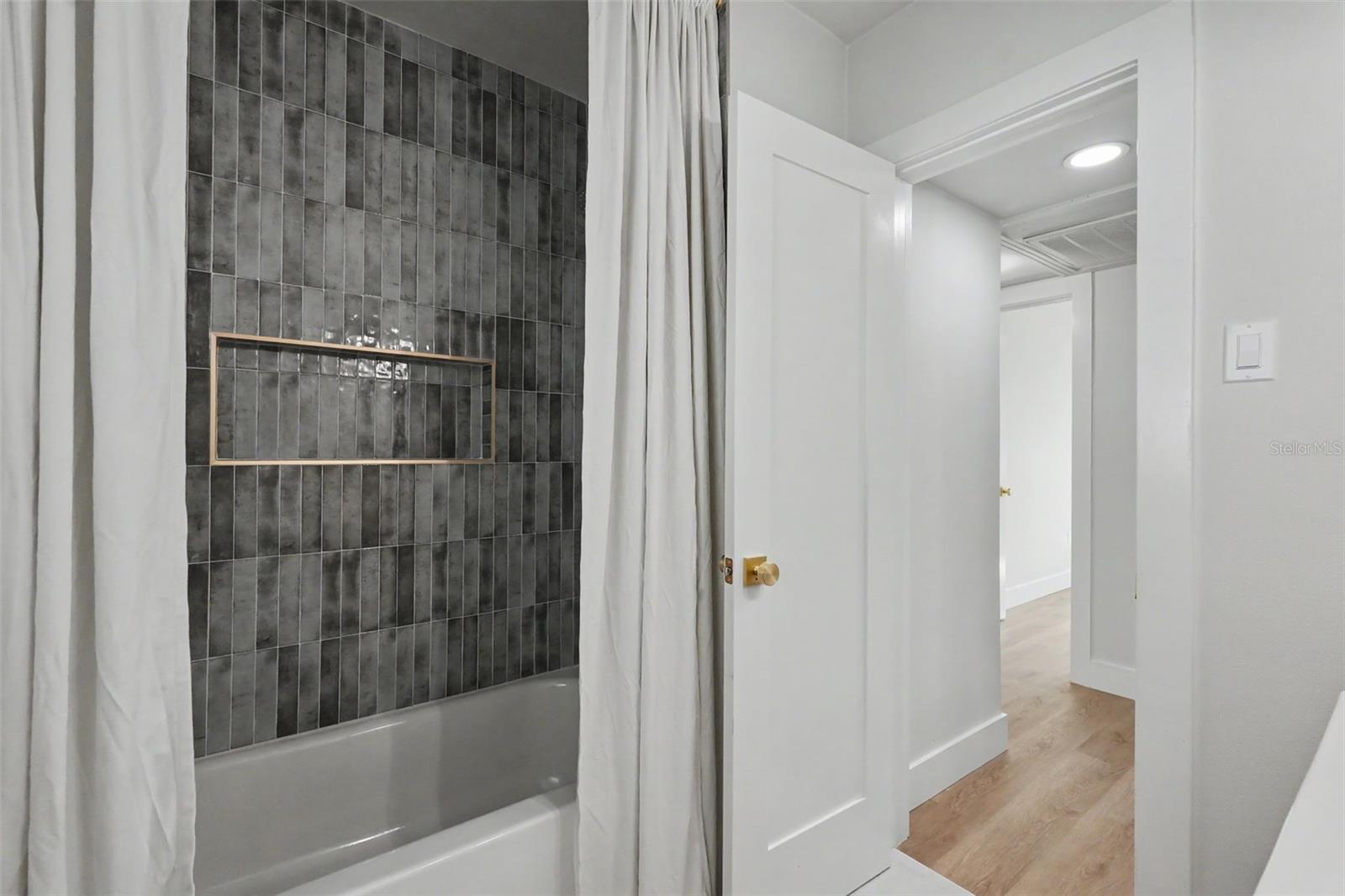 STEPHEN FOSTER HIGHLANDS - Residential