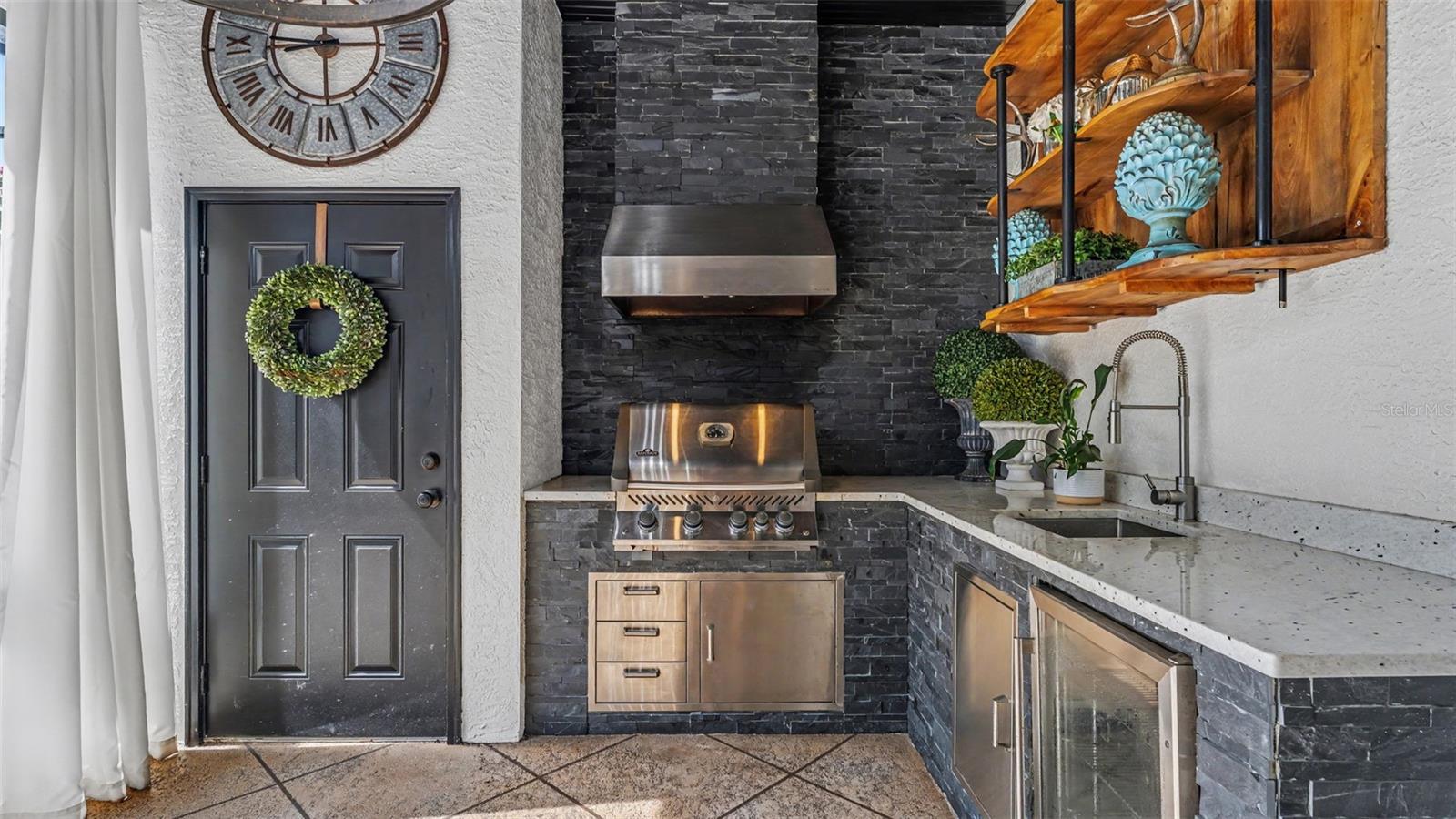 ASHTON OAKS - Residential