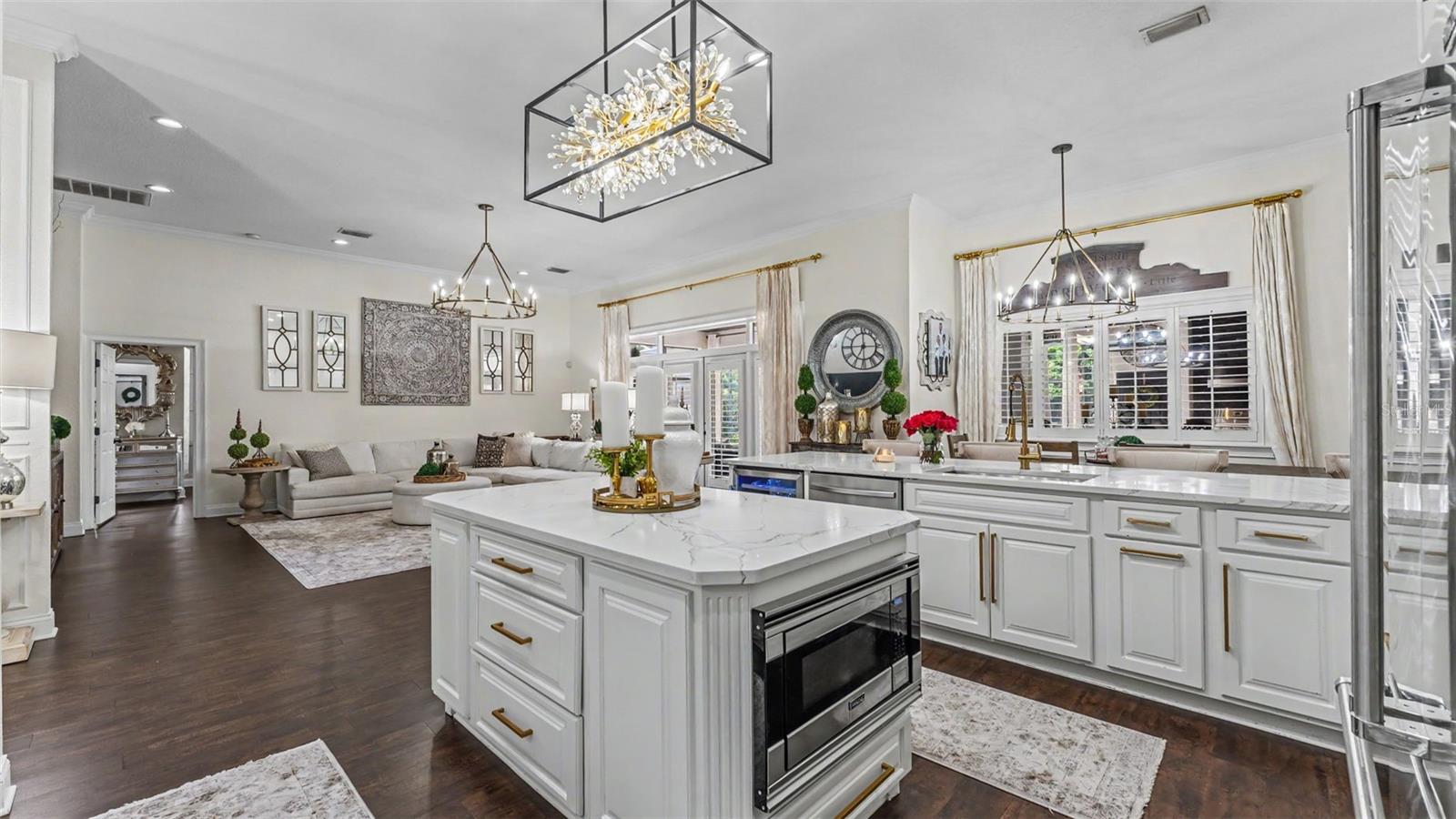 ASHTON OAKS - Residential