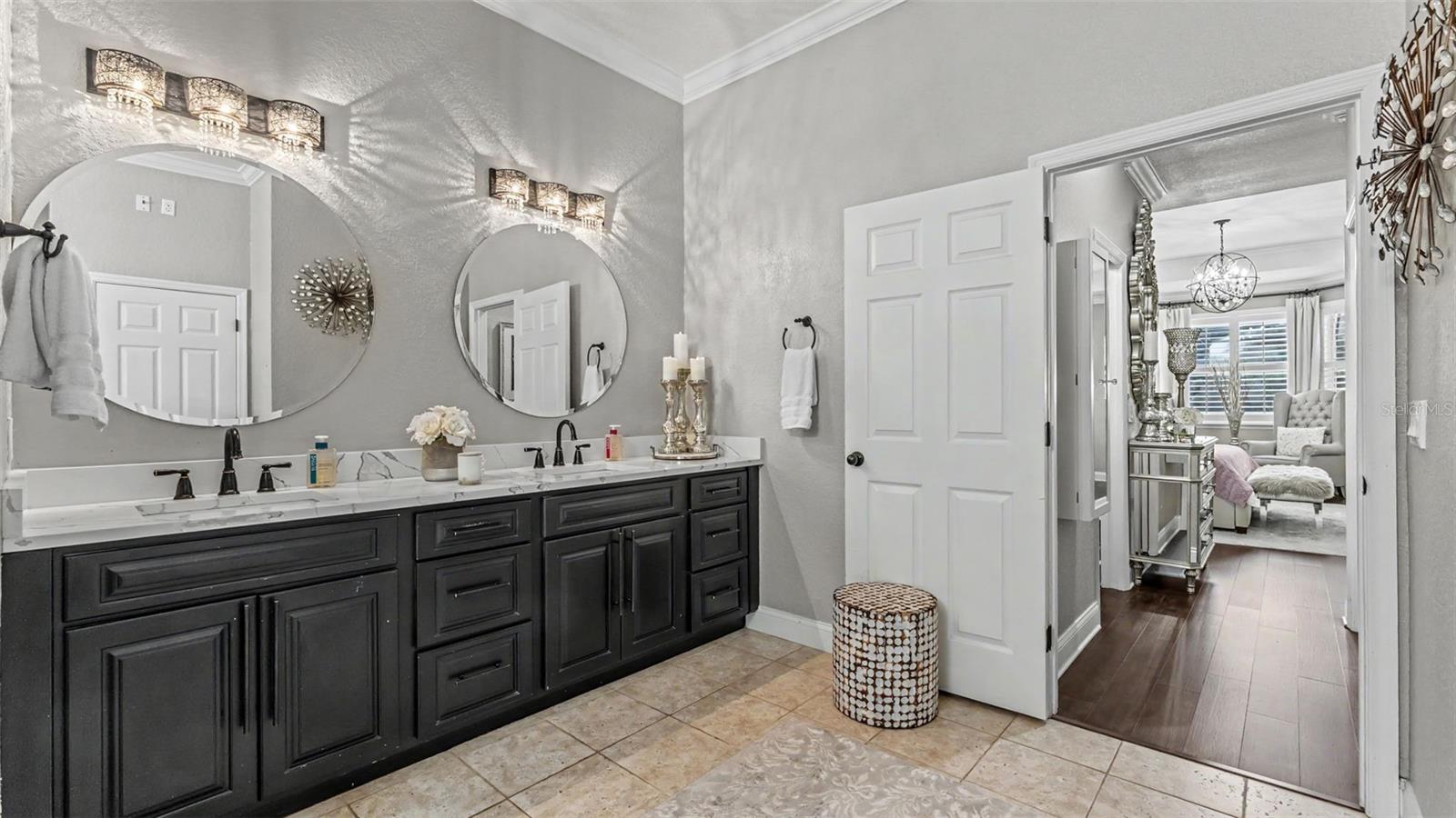 ASHTON OAKS - Residential