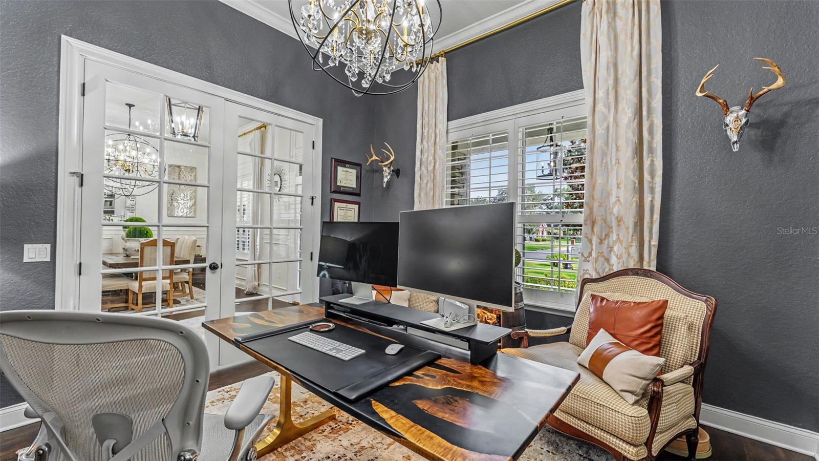 ASHTON OAKS - Residential