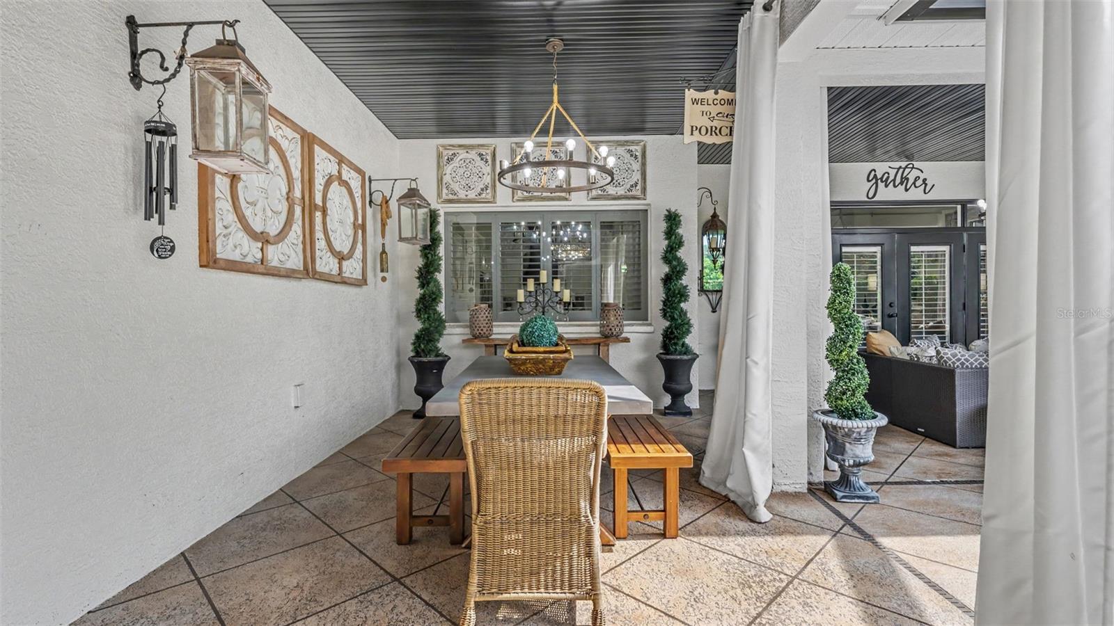 ASHTON OAKS - Residential