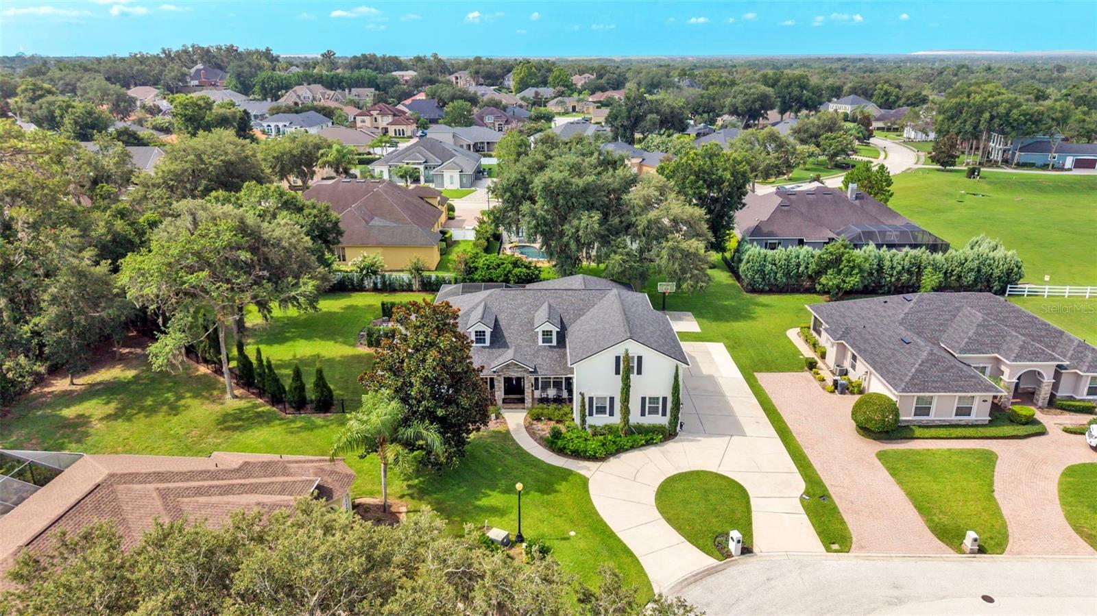 ASHTON OAKS - Residential