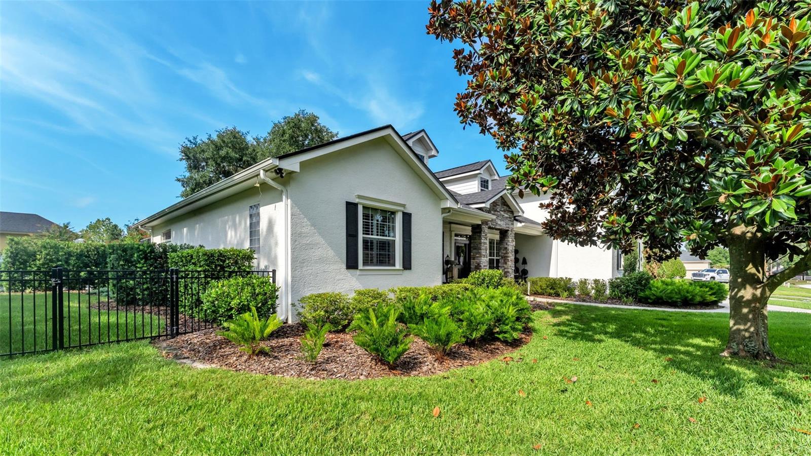 ASHTON OAKS - Residential