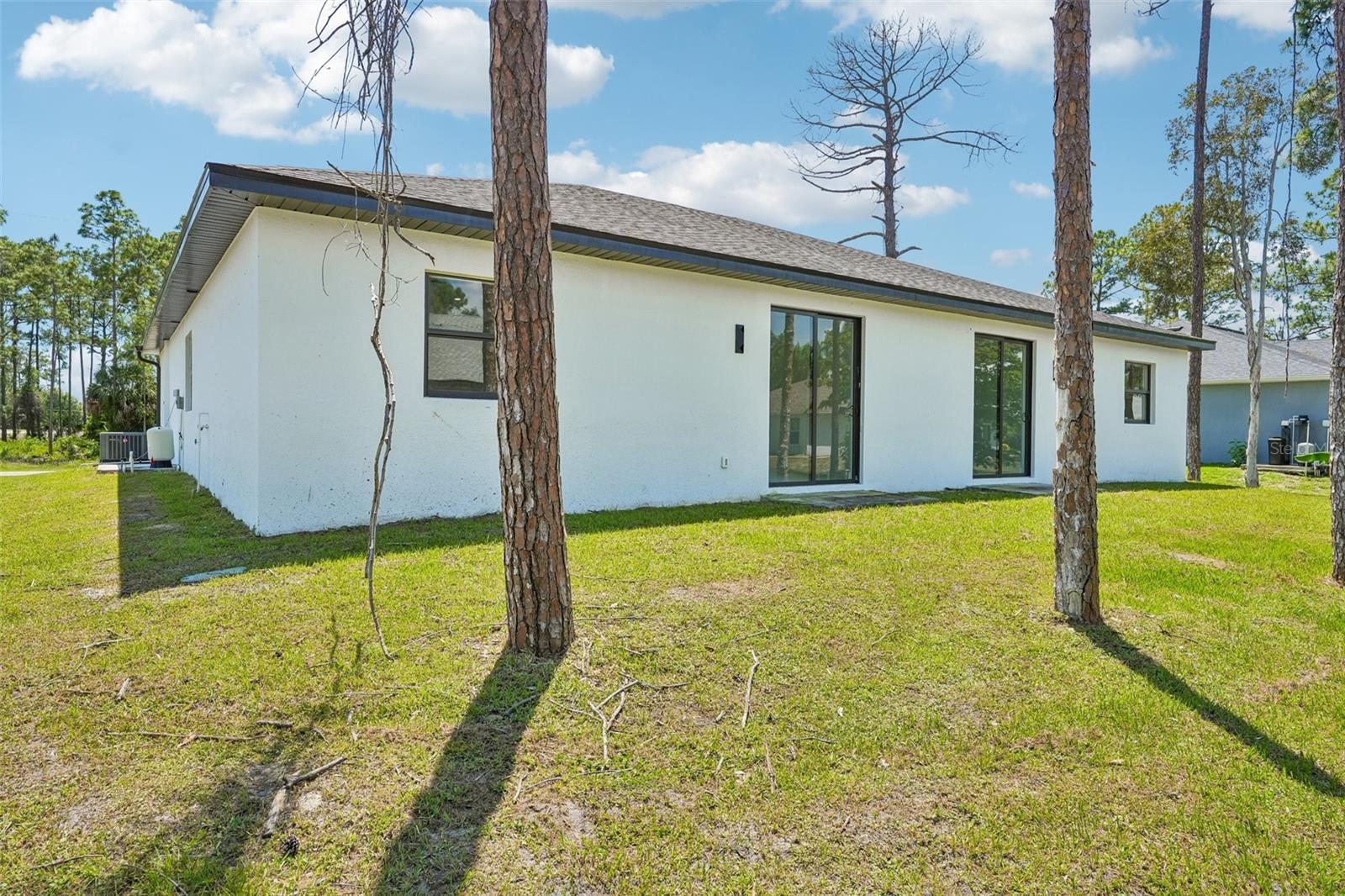 LEHIGH ESTATES - Residential Income