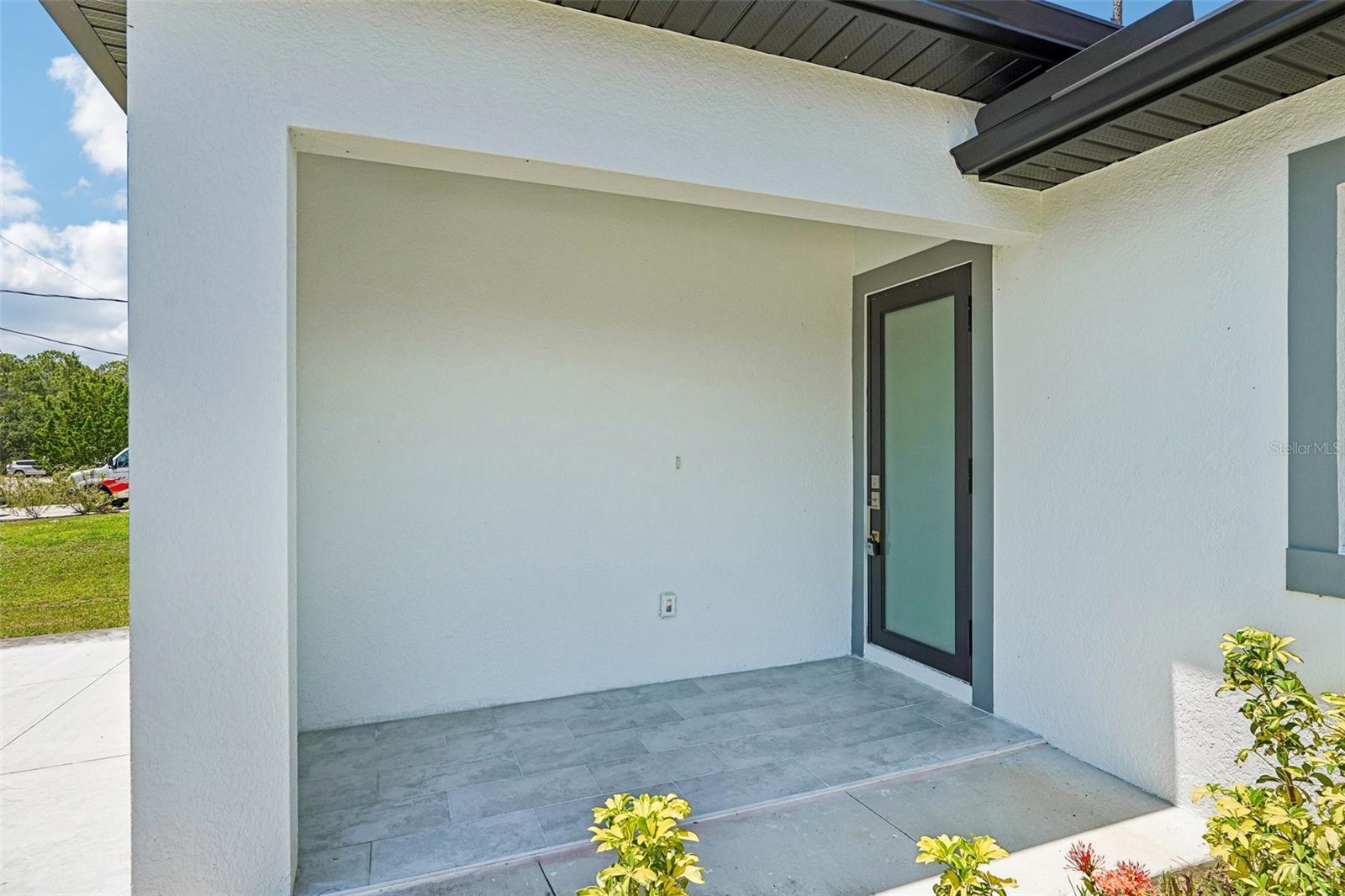 LEHIGH ESTATES - Residential Income