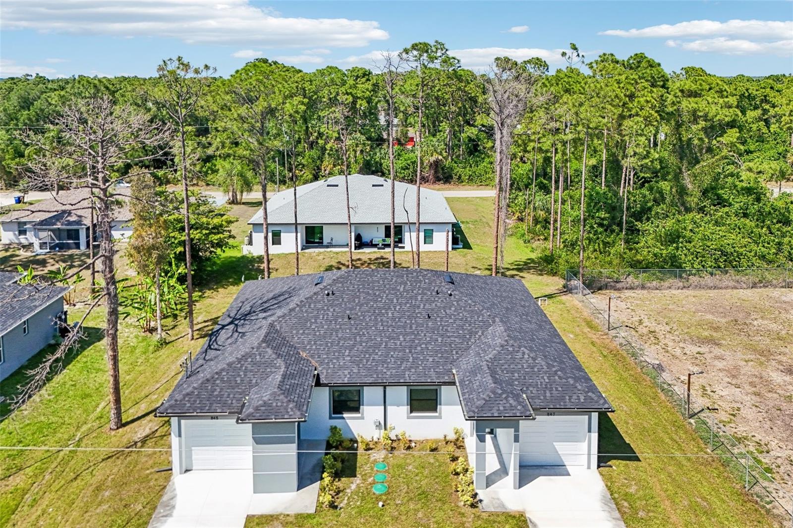 LEHIGH ESTATES - Residential Income