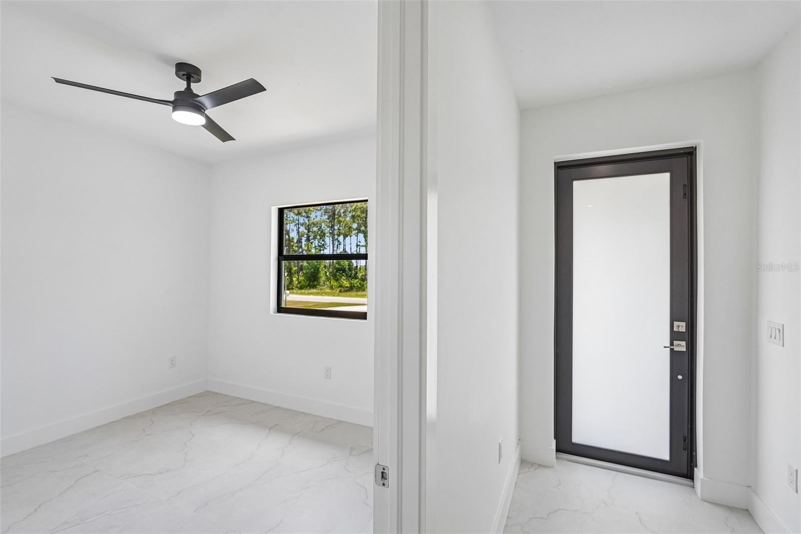 LEHIGH ESTATES - Residential Income