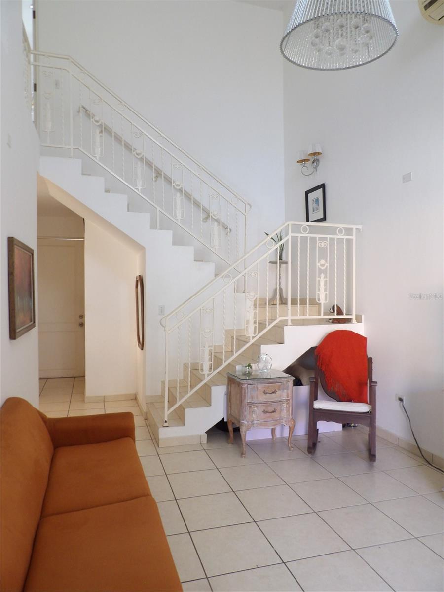 BRIGHTON COUNTRY CLUB - Residential