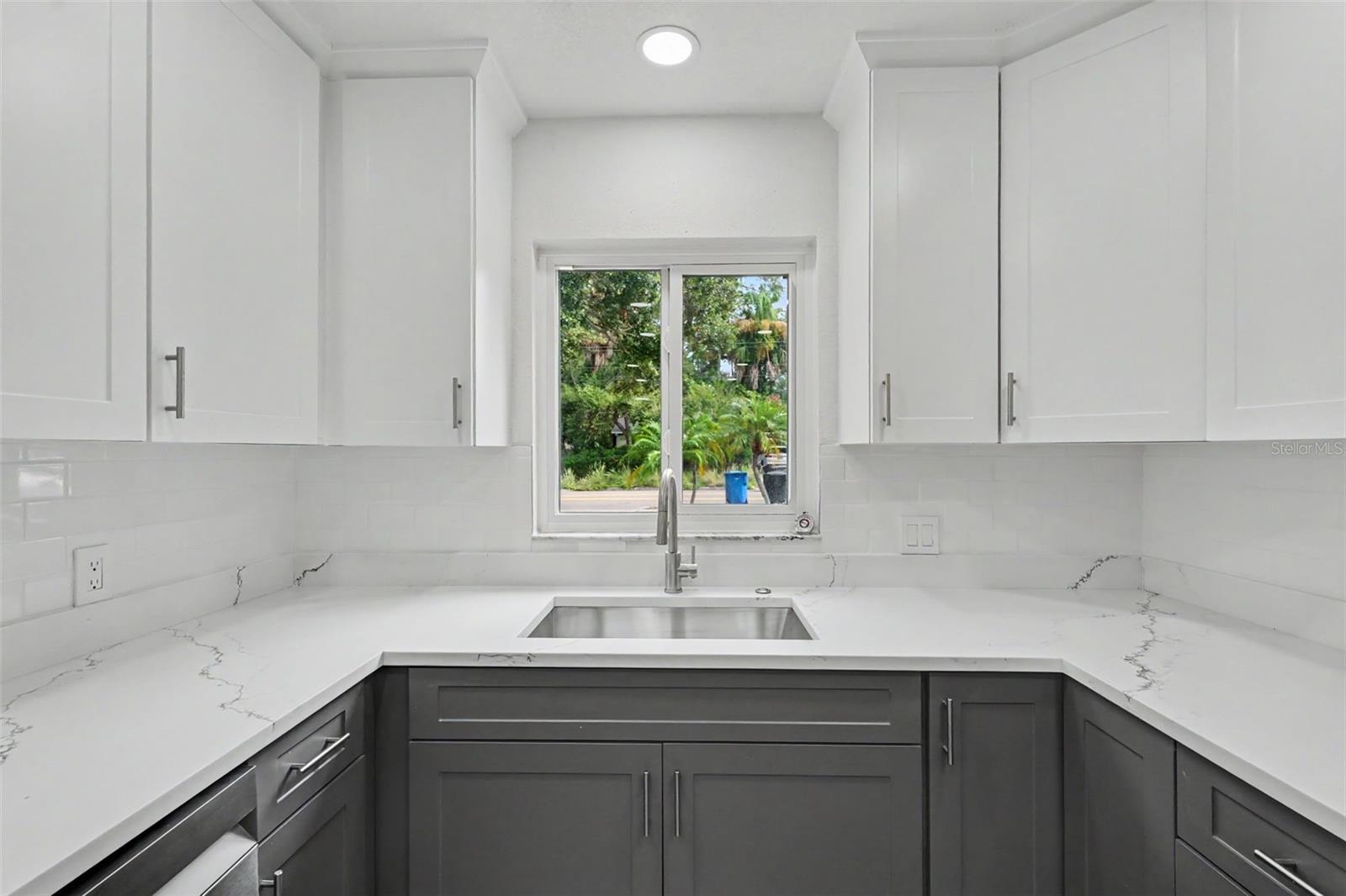 JUNGLE TERRACE SEC A - Residential