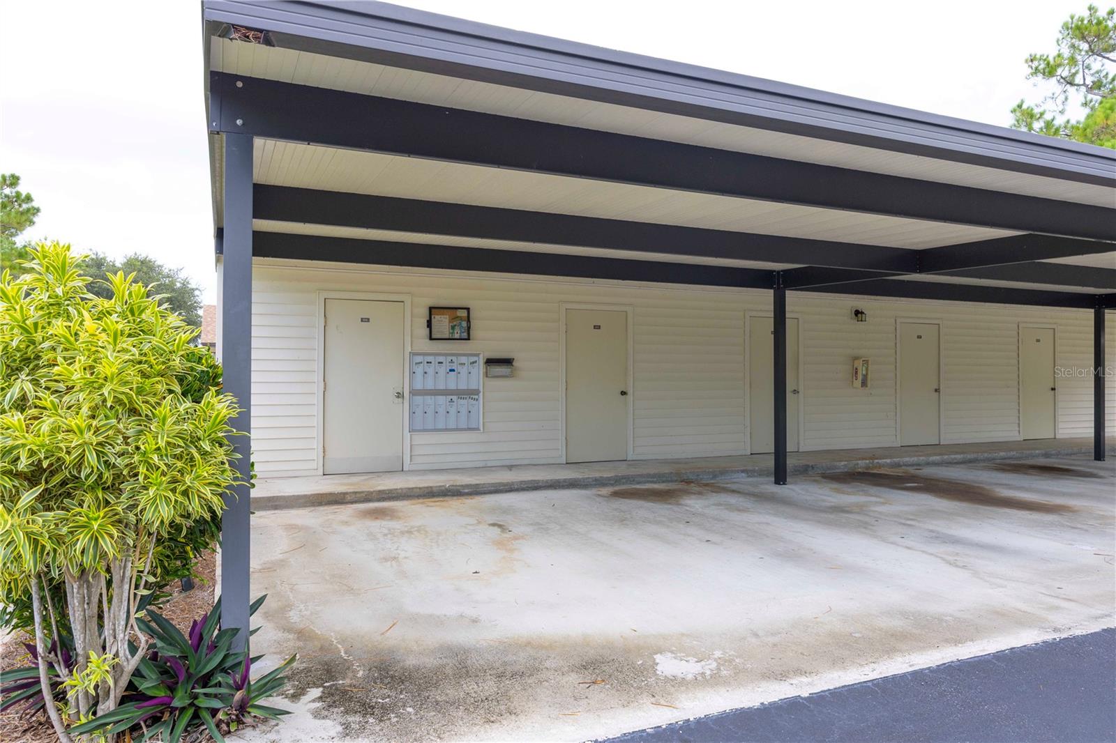 BOCA CIEGA VILLAGE - Residential