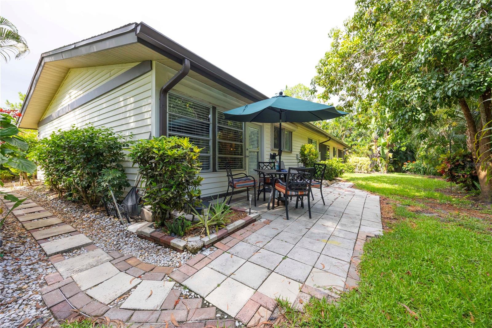 BOCA CIEGA VILLAGE - Residential