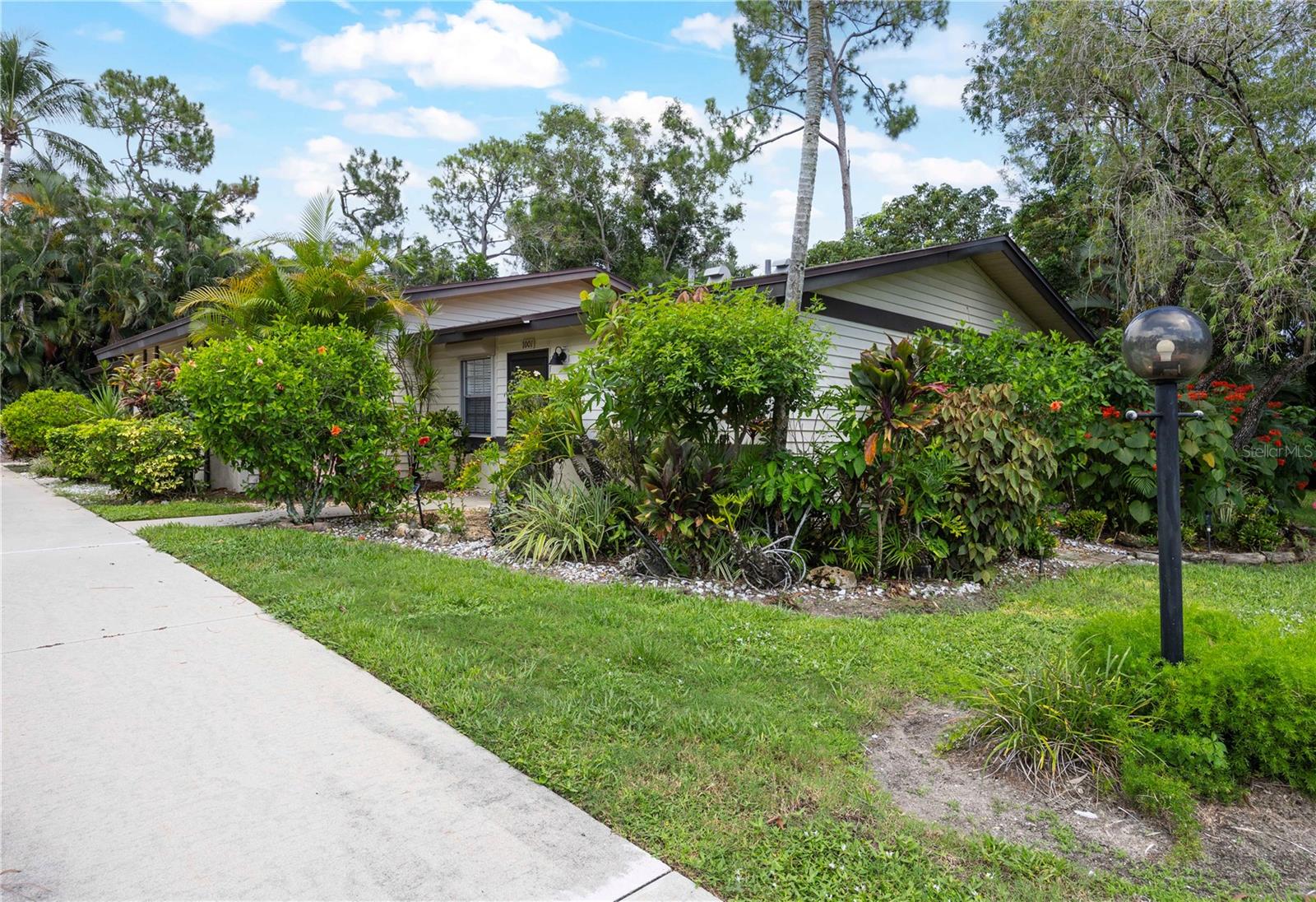 BOCA CIEGA VILLAGE - Residential