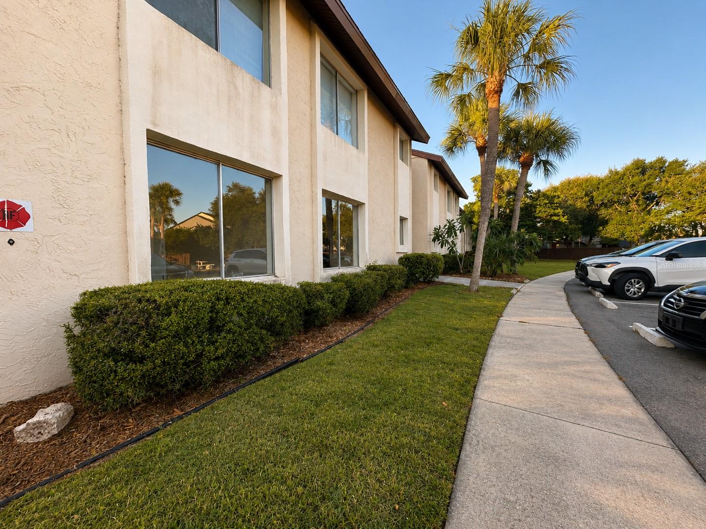 Spacious 3-bedroom, 2-bath first-floor end-unit condo in Hidden Lake Village! Featuring nearly 1,200 sq. ft. of living space, ceramic tile flooring, walk-in closets, ceiling fans, and a screened patio. Enjoy resort-style amenities including 2 community pools, fitness center, clubhouse, sauna, tennis courts, billiards room, picnic areas, and playgrounds. Conveniently located near Downtown Sarasota, Ed Smith Stadium, Lido Beach, St. Armands Circle, shopping, dining, and public transportation. A fantastic opportunity to own in one of Sarasota's most convenient locations!