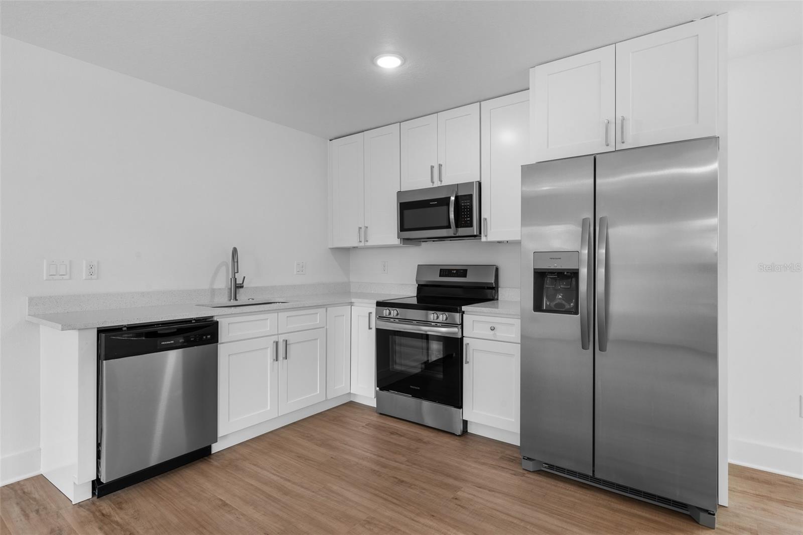WOODSTOCK SUB - Residential Lease