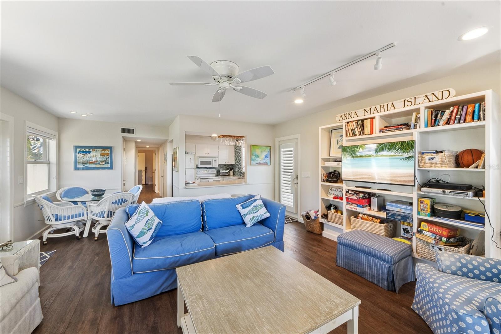 ANNA MARIA BEACH - Residential