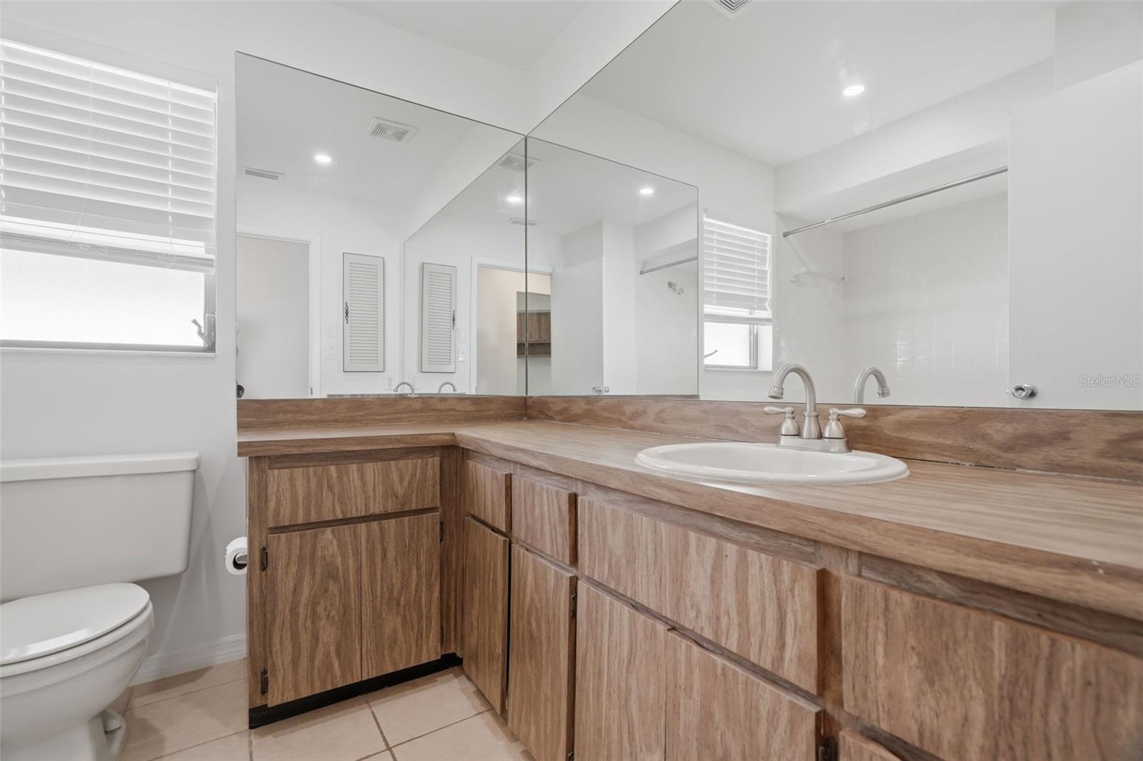 COUNTRY VILLAS-UNIT TWO - Residential