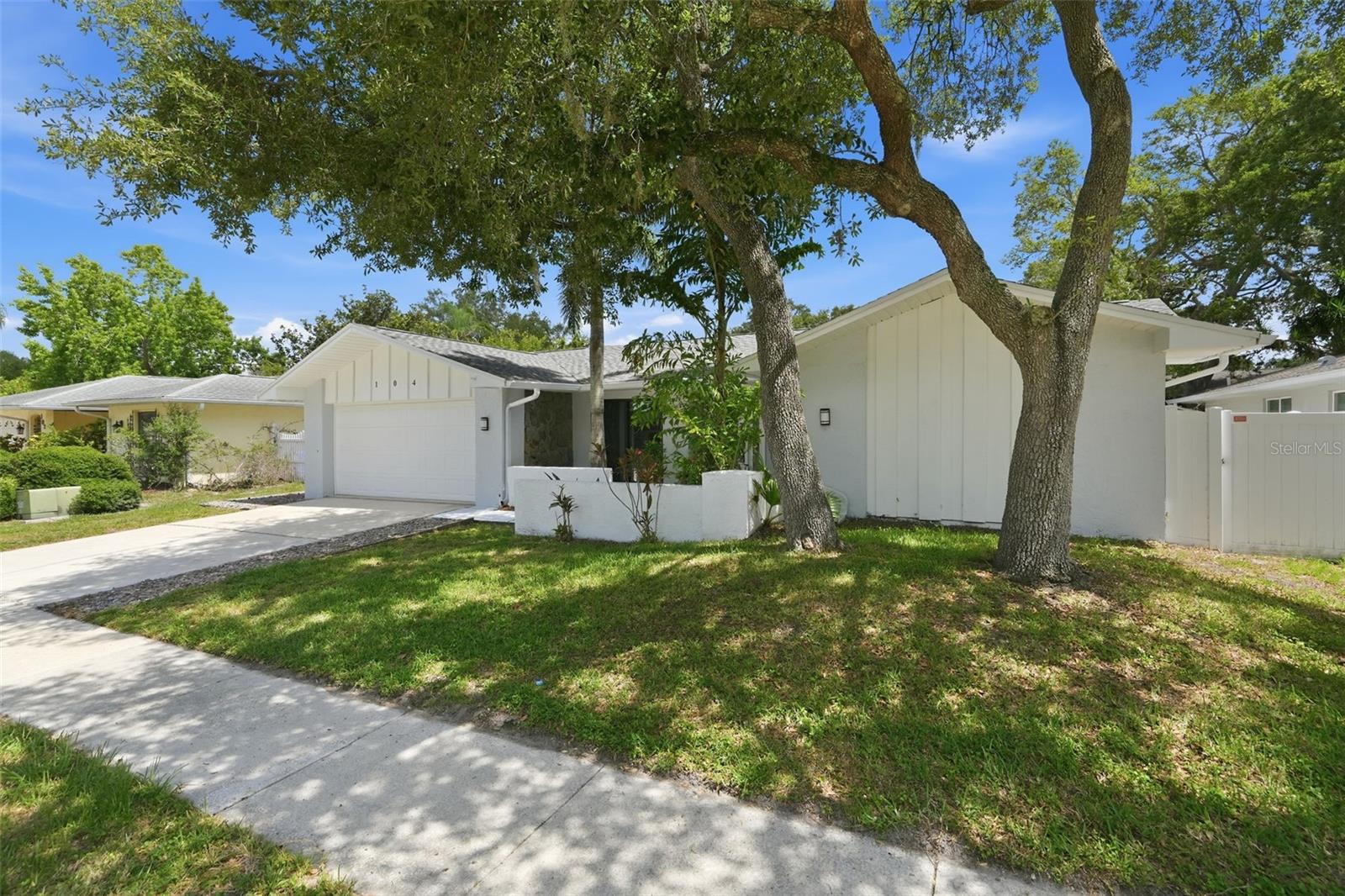 COUNTRY VILLAS-UNIT TWO - Residential
