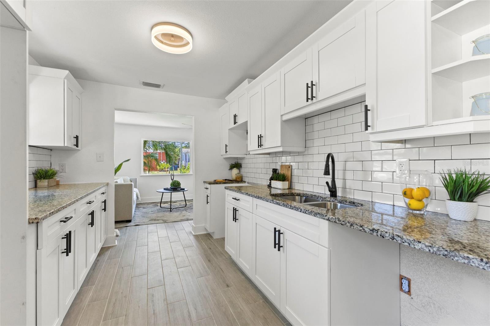 WEST PORT - Residential