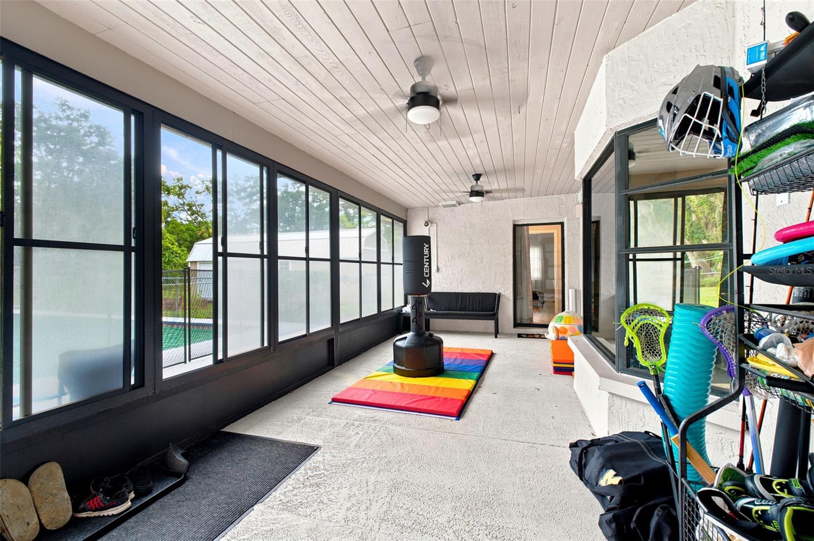 MEADOWOOD - Residential