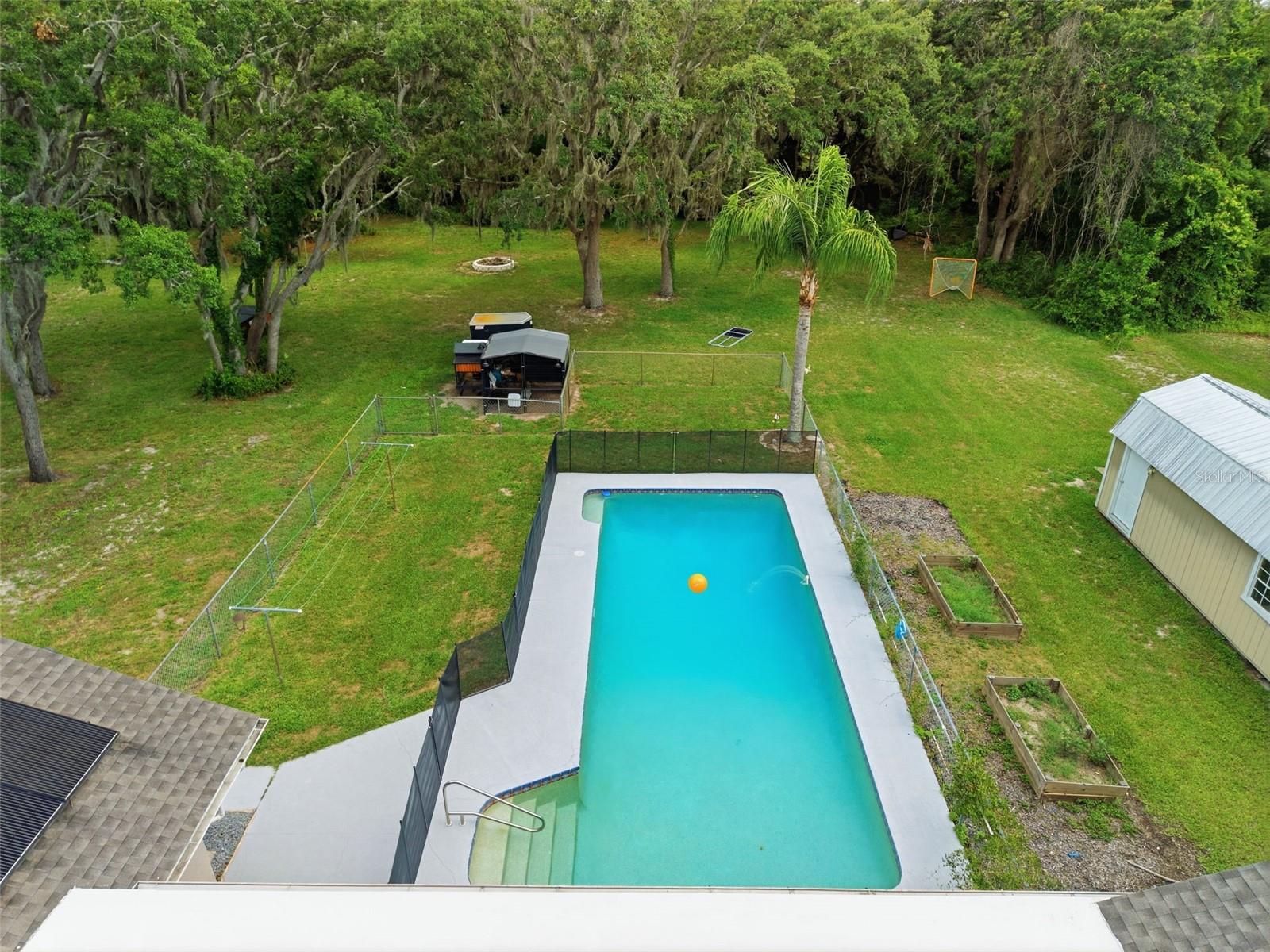 MEADOWOOD - Residential
