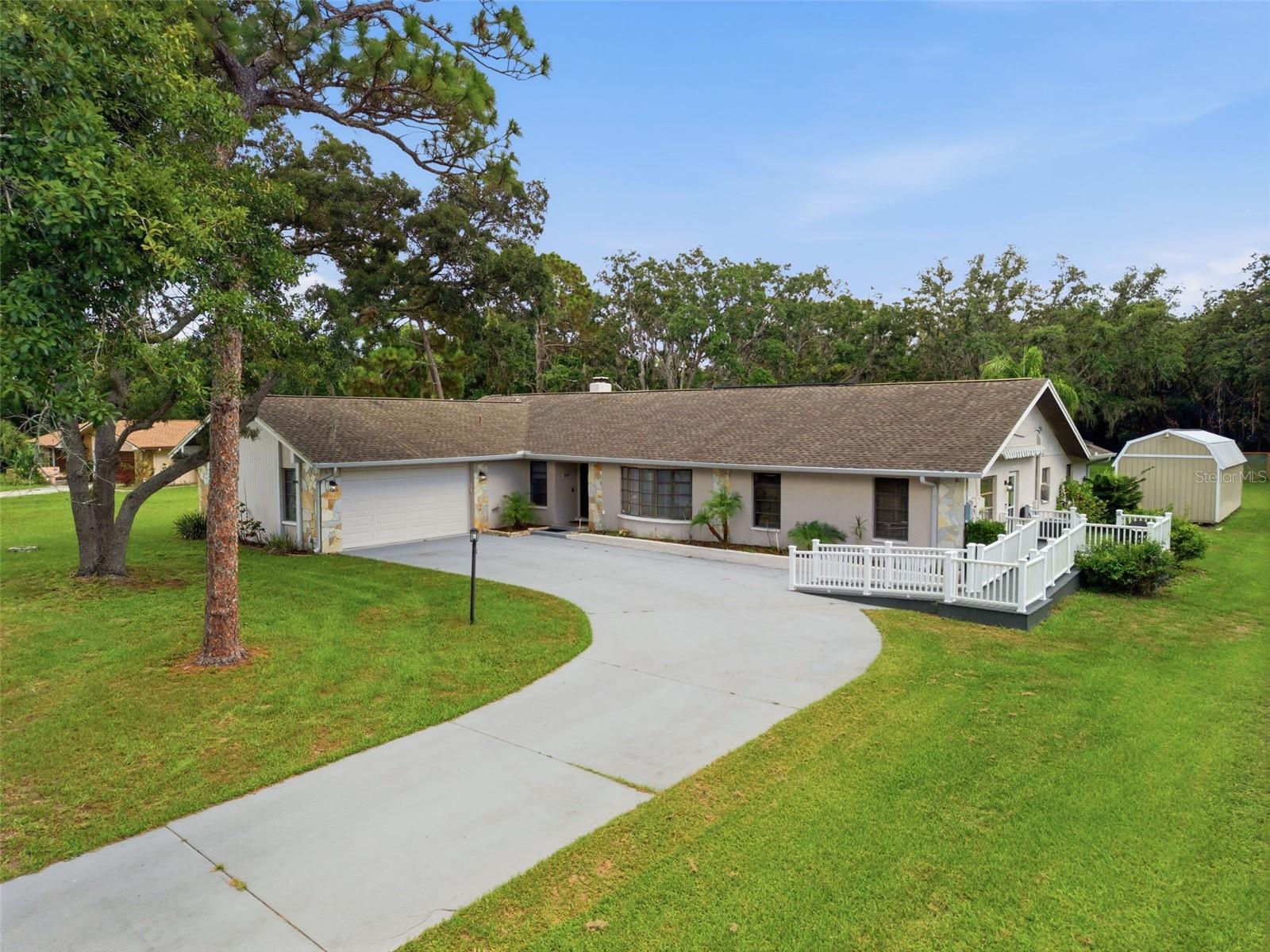 MEADOWOOD - Residential