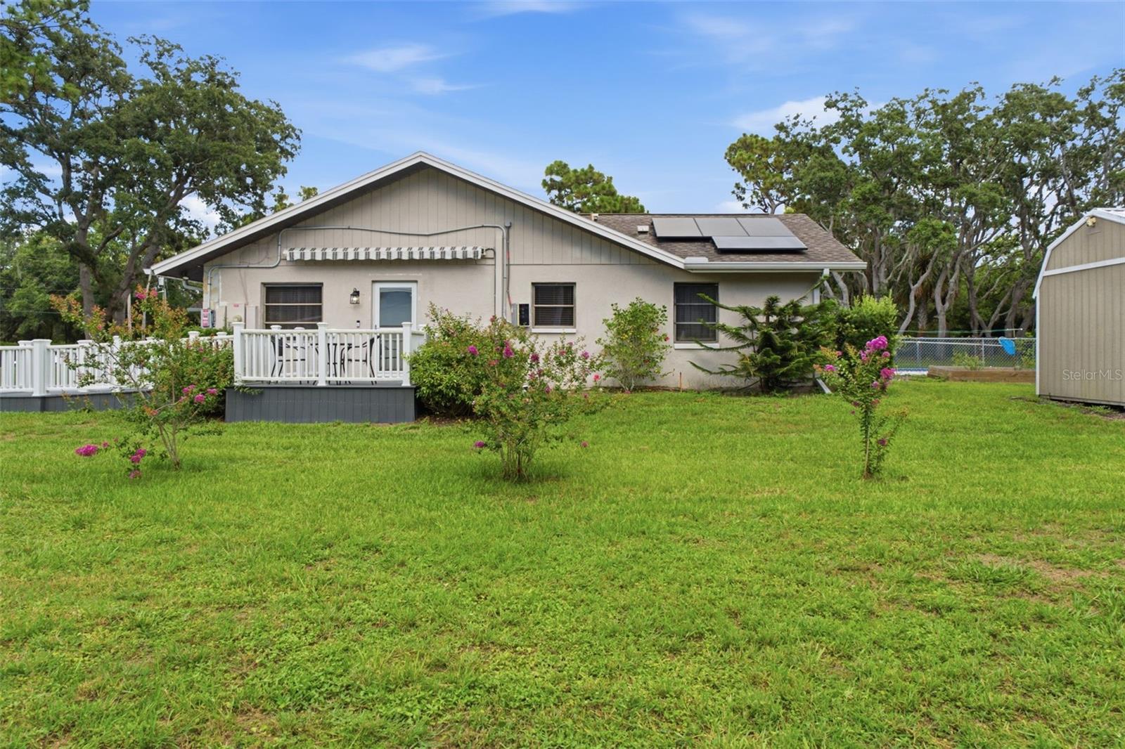 MEADOWOOD - Residential