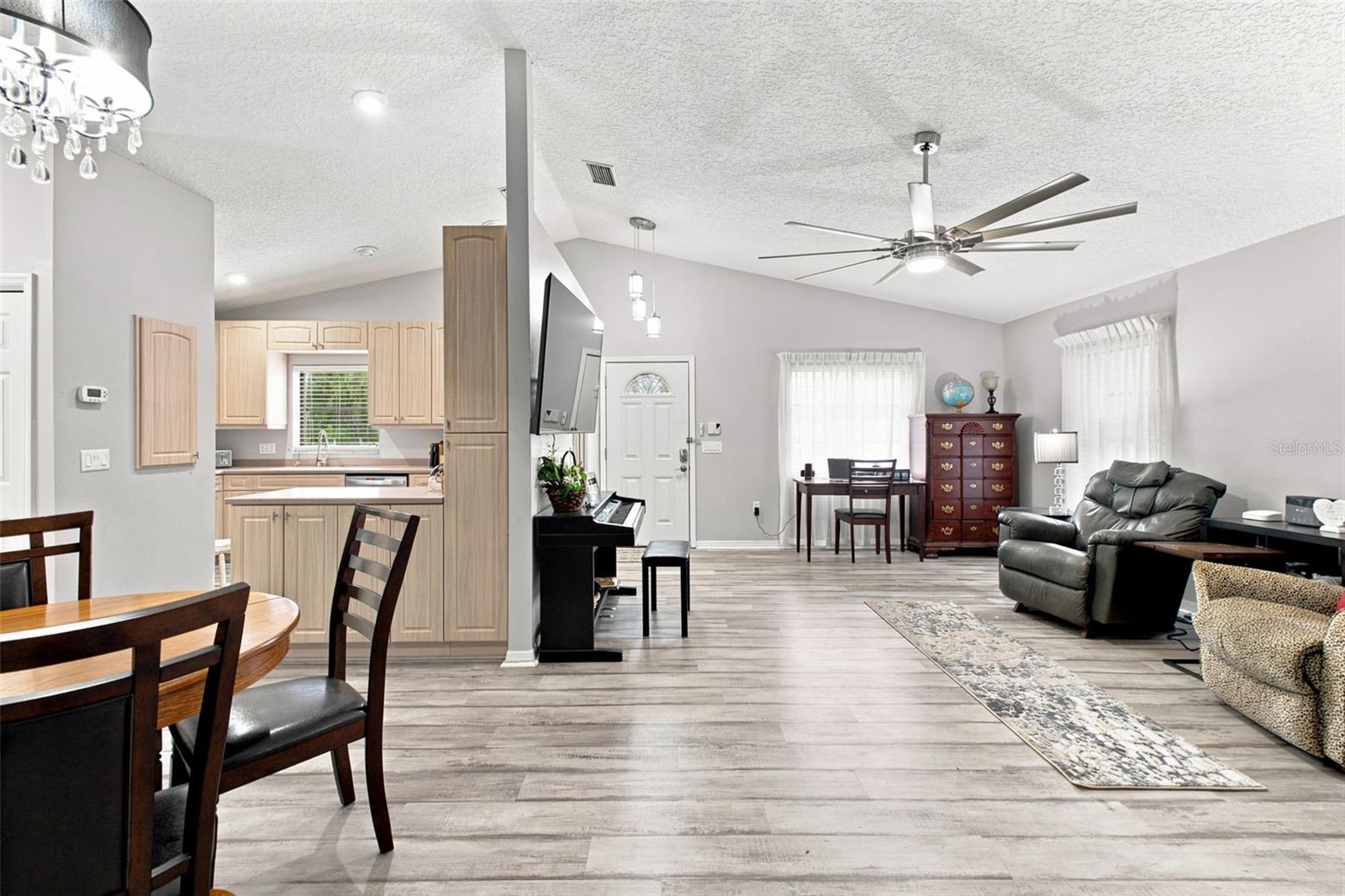 MEADOWOOD - Residential