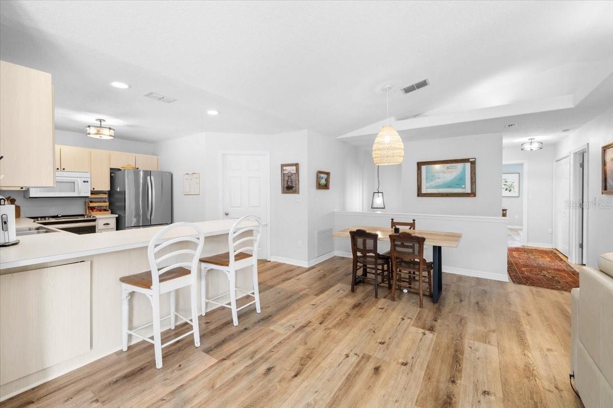 WEEKI WACHEE GARDENS - Residential