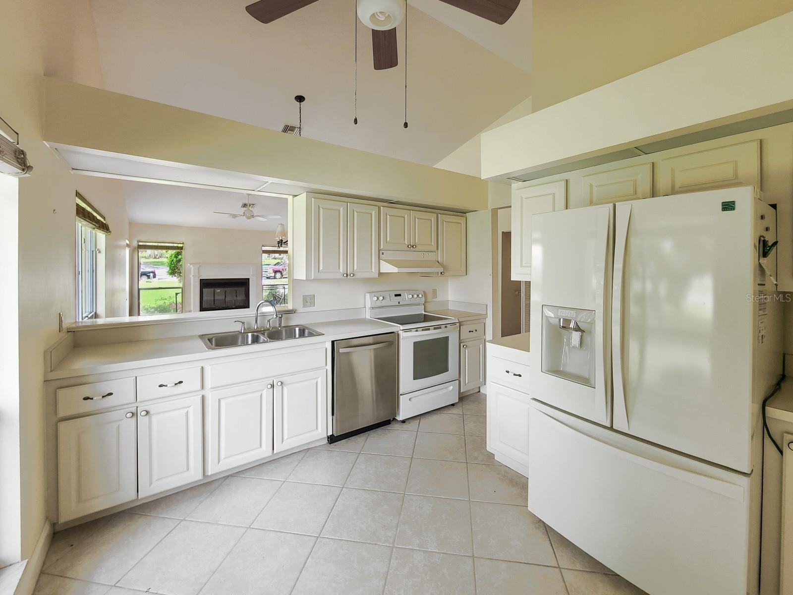 WOODLAND VILLAGES TWNHMS - Residential Lease