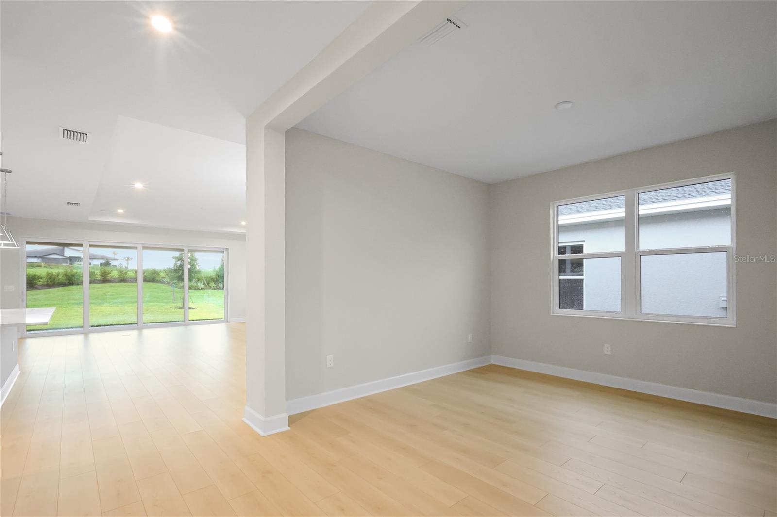 CRESSWIND AT LAKE HARRIS - Residential