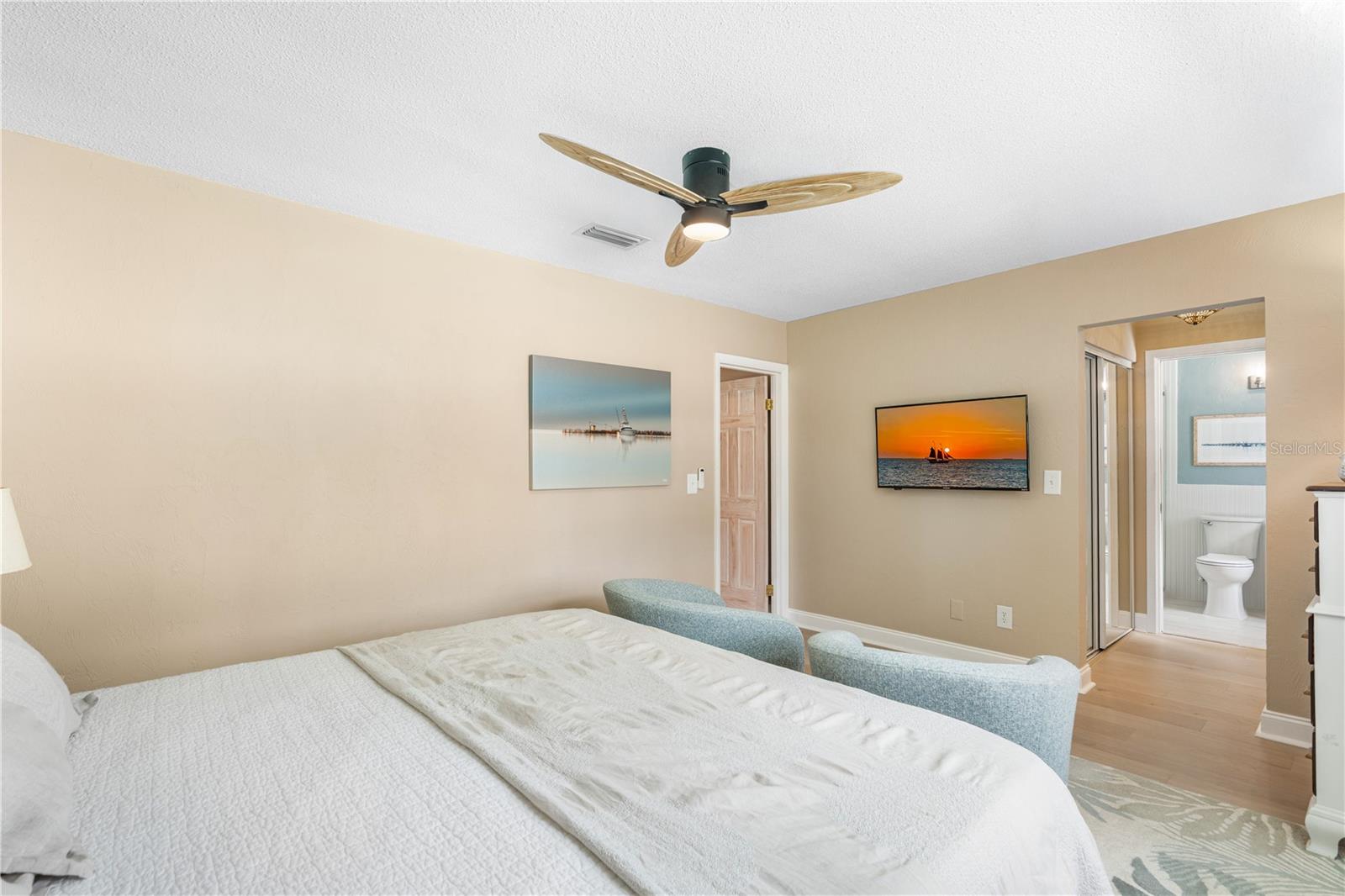 ROYAL DUNES - Residential