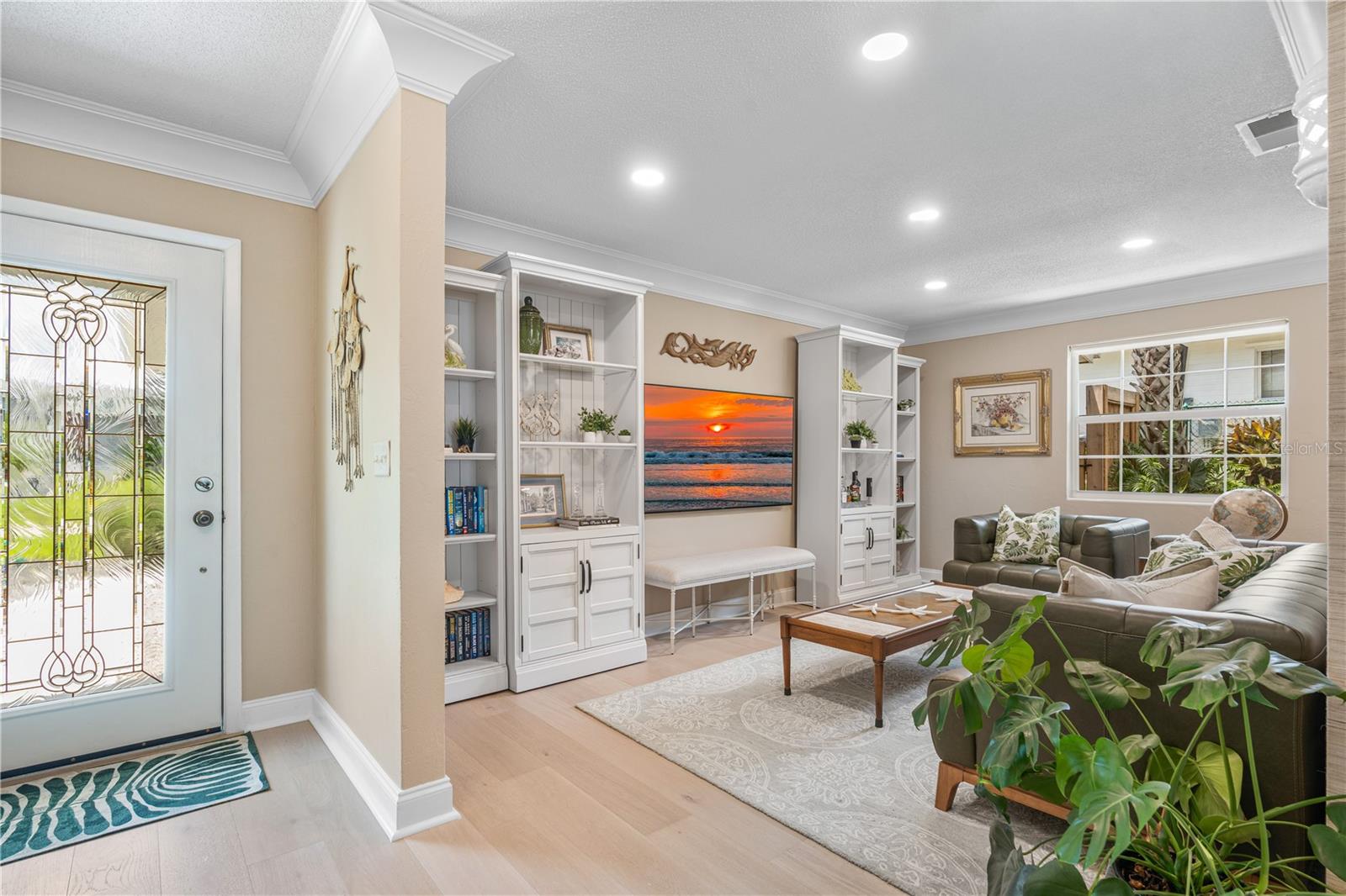 ROYAL DUNES - Residential